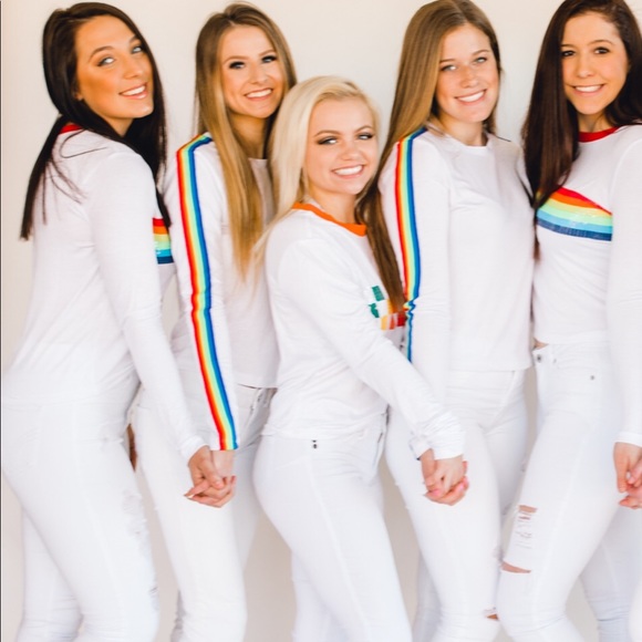 3/$20 • RAINBOW T-SHIRT - Picture 2 of 5